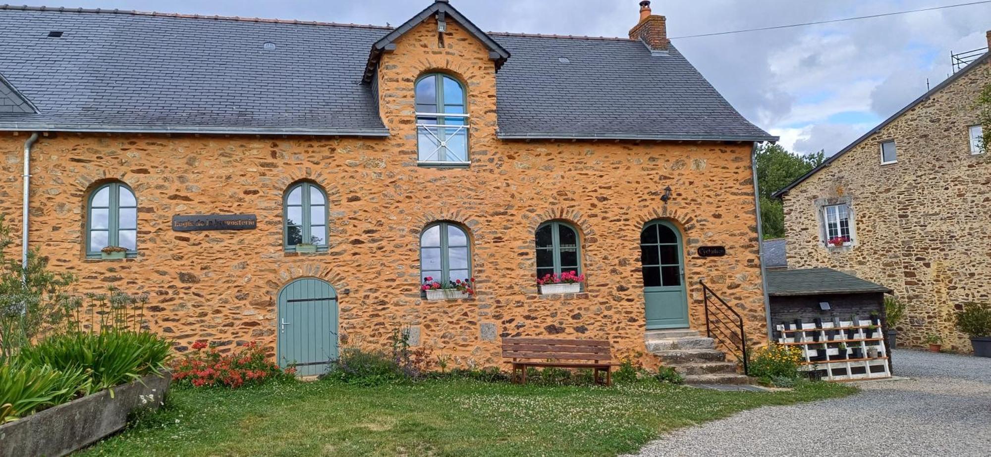 Logis de la Provosterie Villa Ahuillé Exterior foto